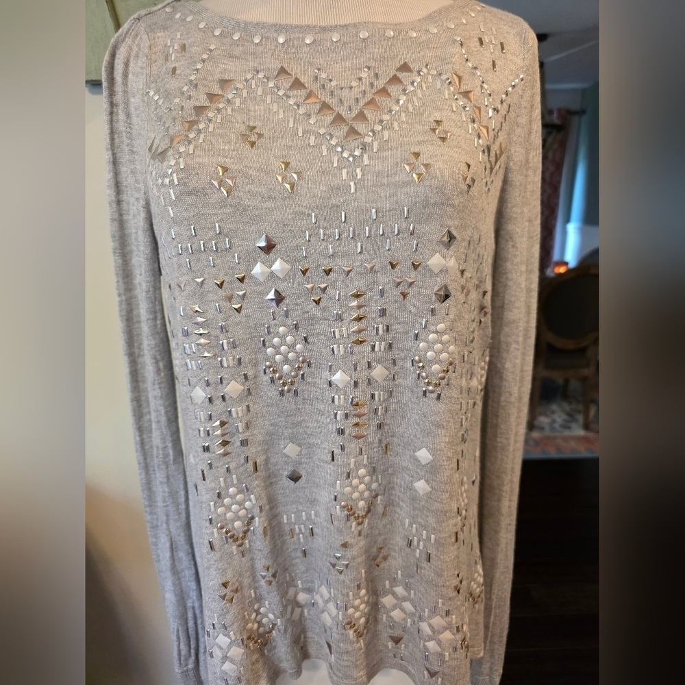 White House Black Market Size Medium Gray Embellished jeweled Knit Top Layered - Picture 3 of 12